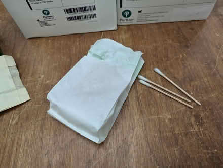 Photo of free cotton-tipped applicators (Near Slack and Merivale) #3