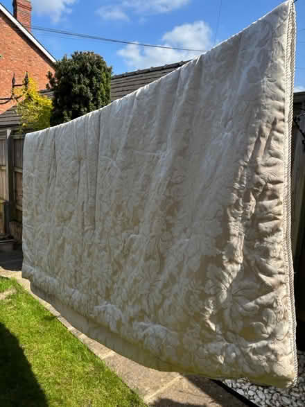 Photo of free Bed Quilt (GL53) #2