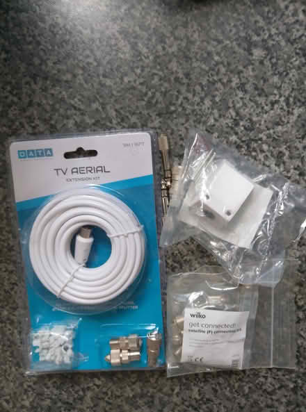 Photo of free TV Ariel/sat connector kit (N5 Highbury) #2