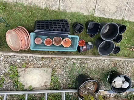 Photo of free Mixed sized flower pots (LU3) #1