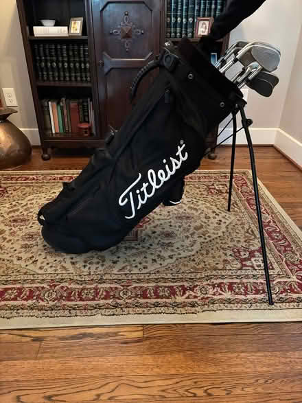 Photo of free Titleist Stand Bag (Clubs not inc) (Sunset Heights) #1