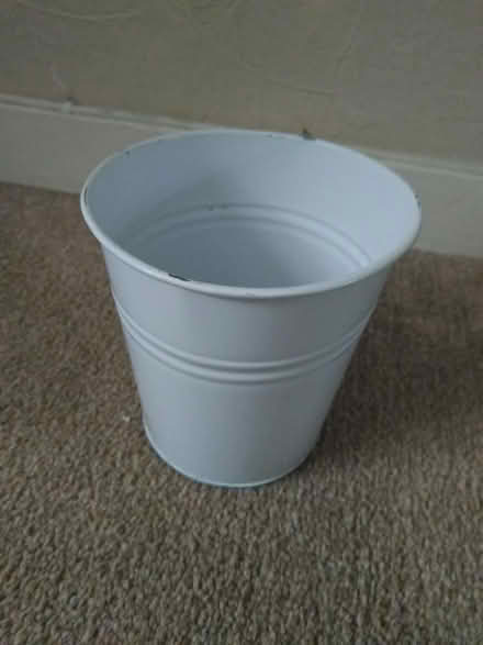 Photo of free Small Tin Pot (Leighton buzzard LU7) #1