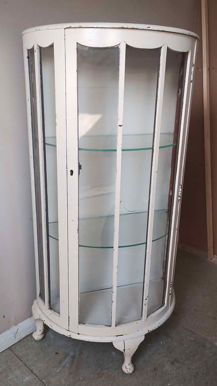 Photo of free Display cabinet :) (Caversham RG4) #1