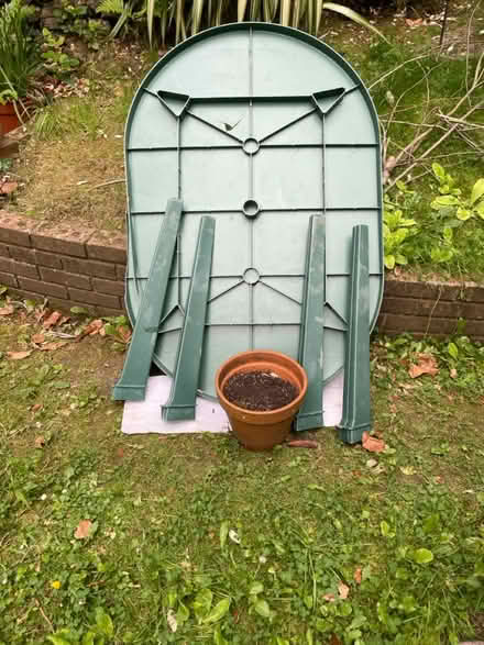 Photo of free Used plastic oval garden table (Crystal Palace SE19) #2