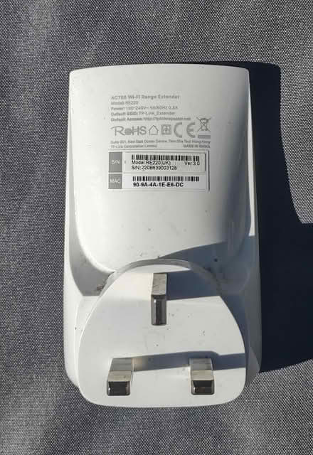 Photo of free WiFi range extender (Leighton Buzzard) #1