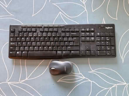 Photo of free Logitech wireless keyboard and mouse (Grimsbury OX16) #1
