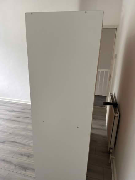 Photo of free white three-door wardrobe (BR15JR) #2