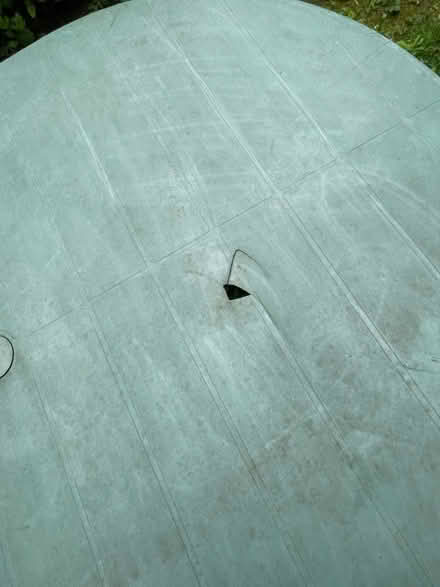 Photo of free Used plastic oval garden table (Crystal Palace SE19) #3