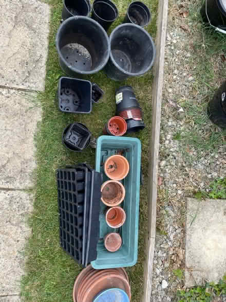 Photo of free Mixed sized flower pots (LU3) #4