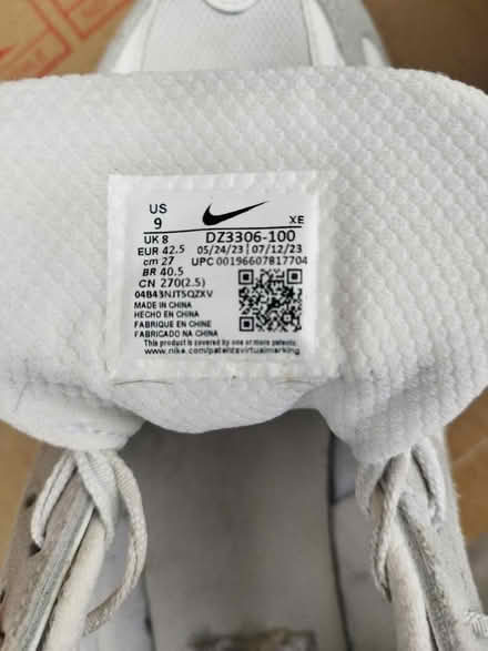 Photo of free Nike trainers (Morden SM4) #2