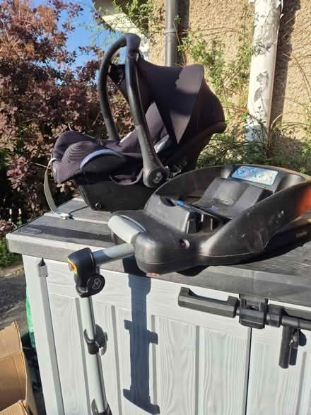 Photo of free Maxi-Cosi Car Seat Rear Facing (Lansdown, Stroud) #2