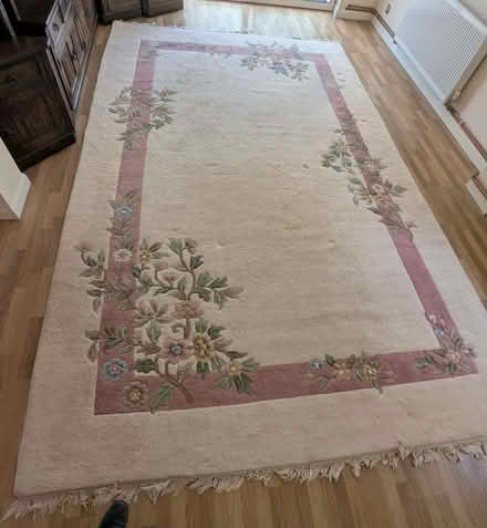 Photo of free Chinese style rug (Bedmond WD4) #1