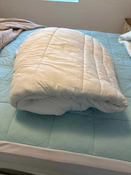 Photo of free Tempur-Pedic queen mattress pad (Torrance 90501 near Hull MS) #1