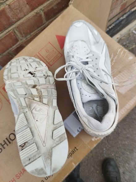 Photo of free Nike trainers (Morden SM4) #1