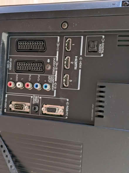 Photo of free Toshiba LCD colour tv (Willen MK15) #2