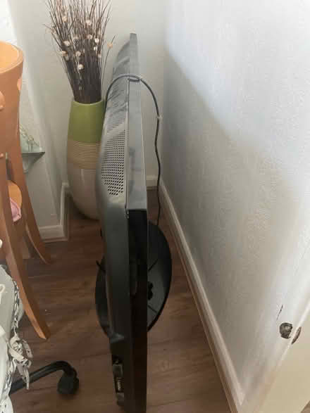 Photo of free Massive Samsung working tv (SM4) #2