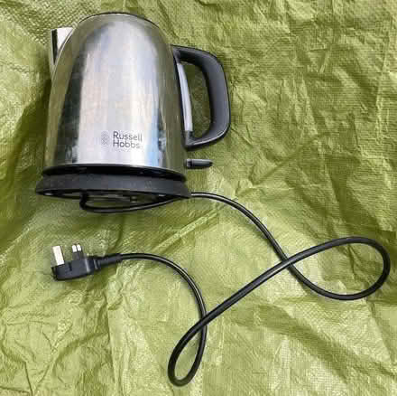 Photo of free small kettle (Stoke Bishop BS9) #1