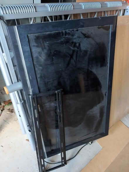 Photo of free Sony 40 inch LCD TV (Woodmancote) #1