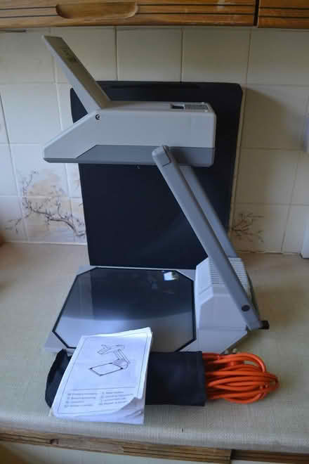 Photo of free Overhead Projector & Film (Stevenage SG1) #1