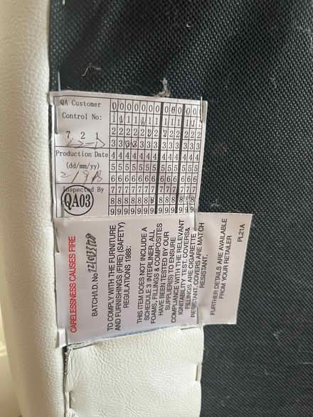 Photo of free 3 seater Sofa (Southfields SW18) #4