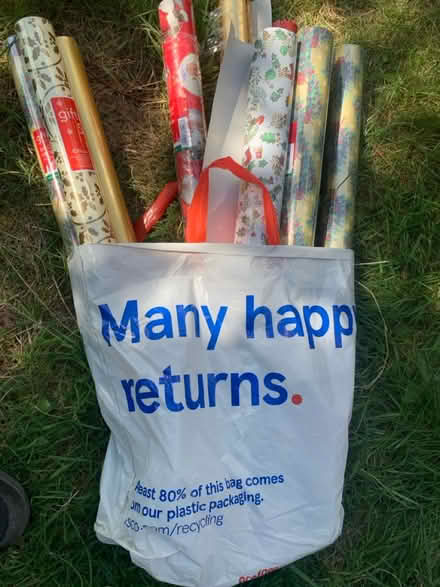 Photo of free Wrapping paper (AL2 / SG6) #1