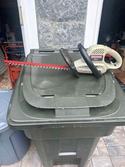 Photo of free 18” hedge clipper (Matawan NJ) #1