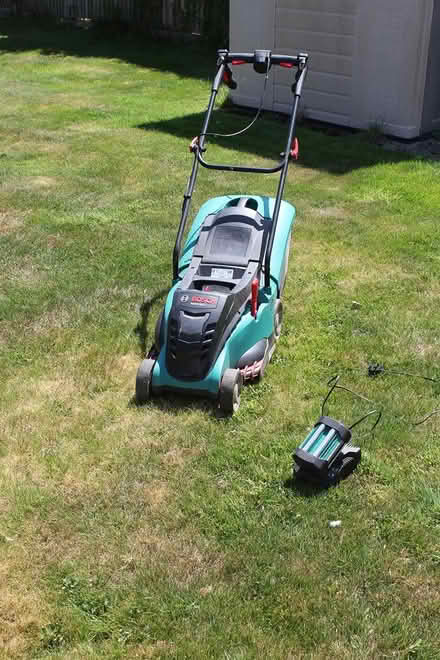 Photo of free Bosch Cordless Lawn Mower (Ickenham UB10) #2