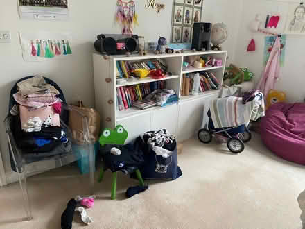 Photo of free Bookcase with storage (Holland Park W14) #2