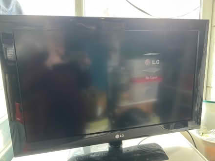 Photo of free LG 32' TV (not smart TV) (SK15) #1