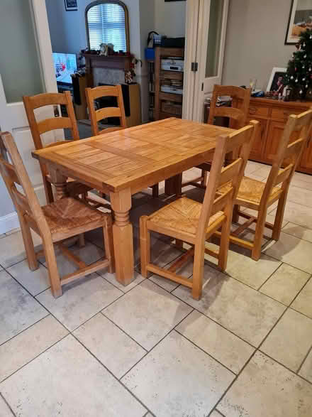 Photo of free Oak table & 6 Chairs (Mill Hill NW7) #1