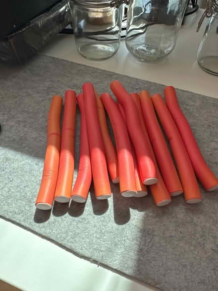 Photo of free hair curlers (east village E20) #1