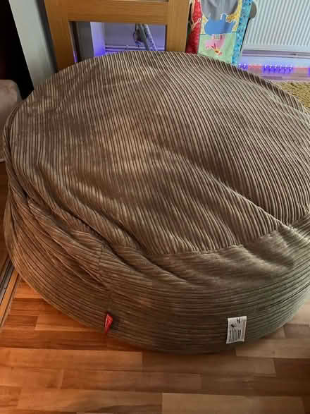 Photo of free Extra large beanbag (Winyates Green B98) #1