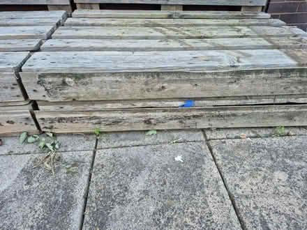 Photo of free Pallet bench (M41) #3