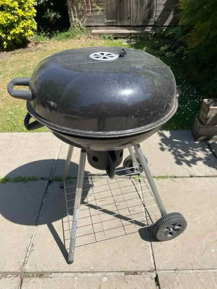 Photo of free bbq 22” (NW6) #1