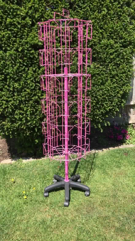 Photo of free Card Display Stand (New Malden, KT3) #1