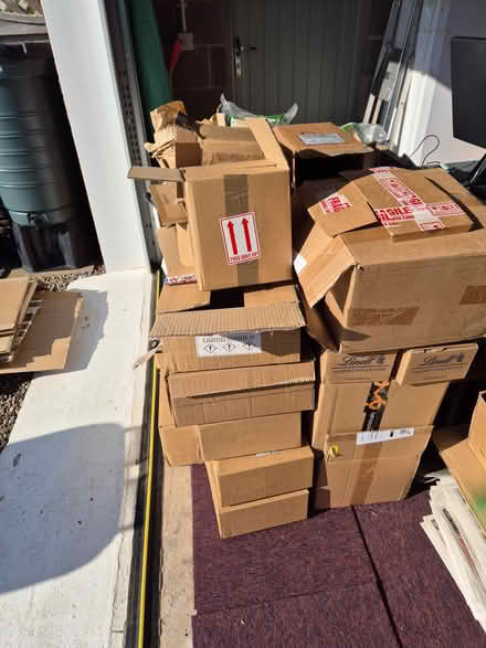 Photo of free Boxes - maybe for ebayers? (Swainshill HR4) #1