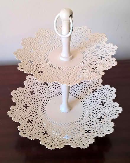 Photo of free Small cake stand (Hoddesdon EN11) #1