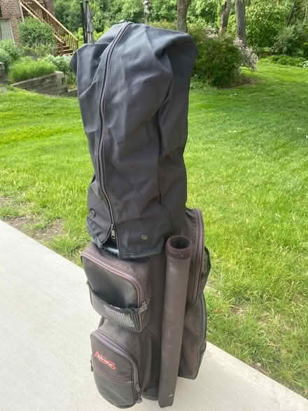 Photo of free Golf bag with travel cover (Darien - near 75th x Cass Ave.) #4