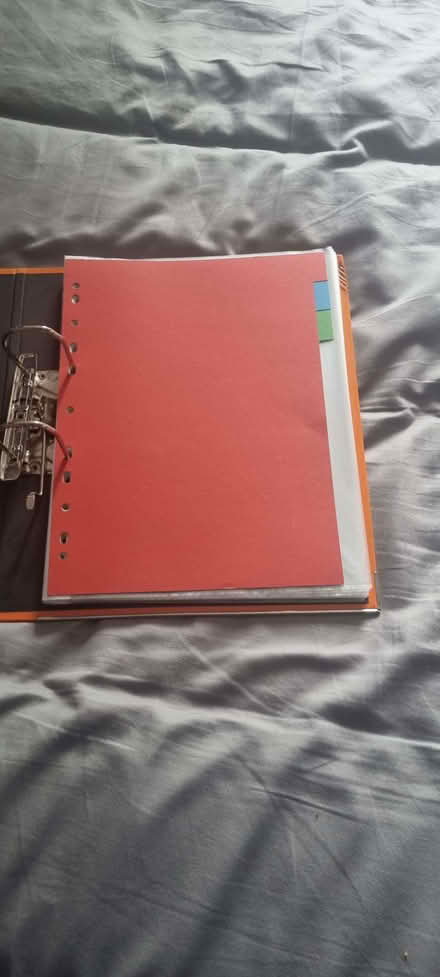 Photo of free A4 folder with divoders (Barnard's Green WR14) #2