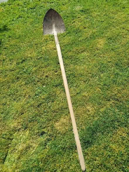 Photo of free Long-handled shovel (Earley RG6) #2