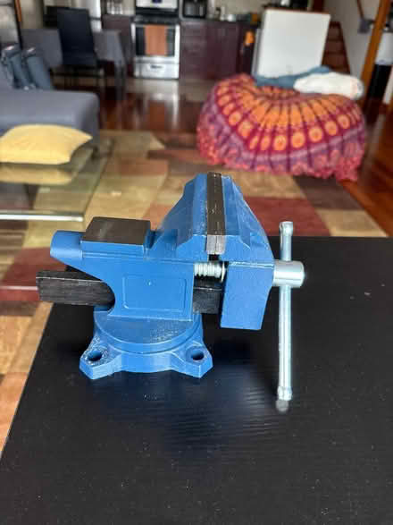 Photo of free Yost LV4 Vise (West New York) #1