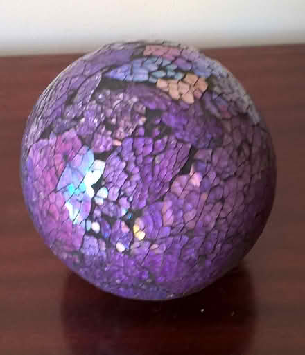 Photo of free Ornament ball (Hoddesdon EN11) #1