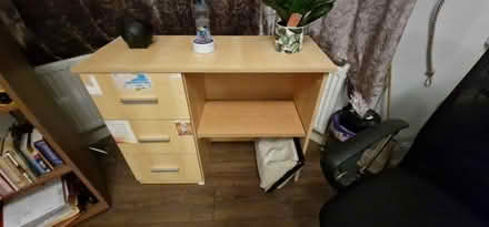 Photo of free Computer table / desk (E6 East Ham) #1