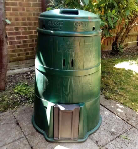 Photo of free Garden Composter. (Grove OX12) #1