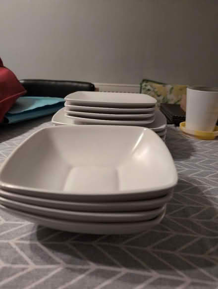 Photo of free Dinner, Side plates & Bowls (Saltney CH4) #2