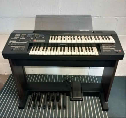 Photo of free Electric Yamaha Organ (Heath Town WV10) #1