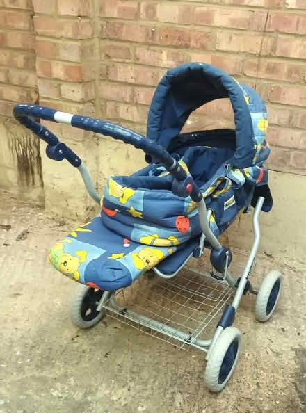 Photo of free Baby/child's folding pushchair (Pinkneys Green SL6) #3