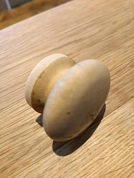 Photo of free 24 kitchen cupboard door knobs (East Finchley, N2) #3