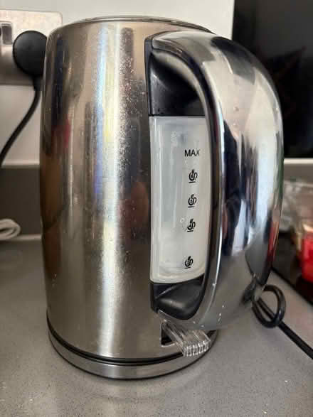 Photo of free Swan kettle (only a few months old) (Kings Hill ME19) #1
