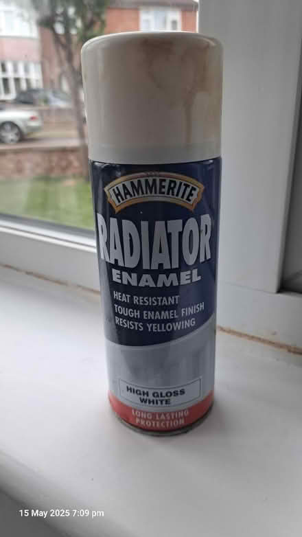 Photo of free Hammerite radiator enamel white (Linslade, Leighton Buzzard LU7) #1